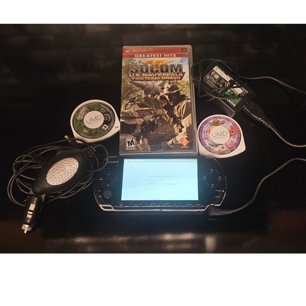 Sony PSP 3001 Piano Black Handheld Console Bundle 3 Games Chargers SOCOM